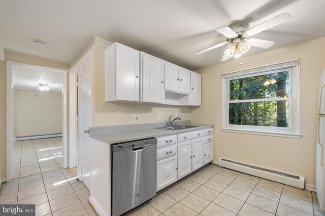 14309 FAIRMONT CT, Woodbridge, VA 22193