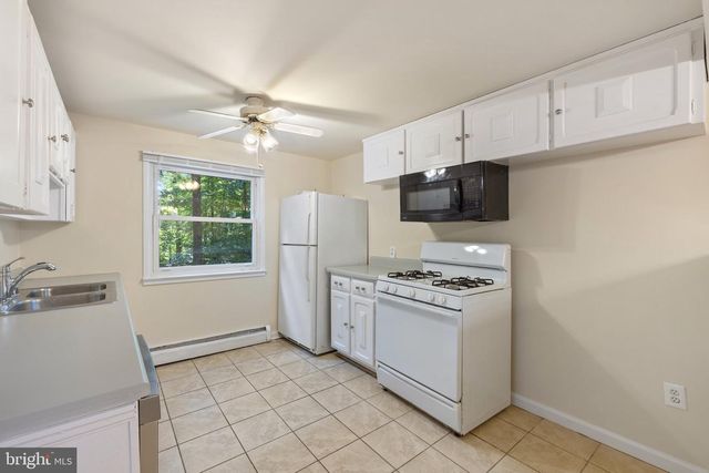 14309 FAIRMONT CT, Woodbridge, VA 22193