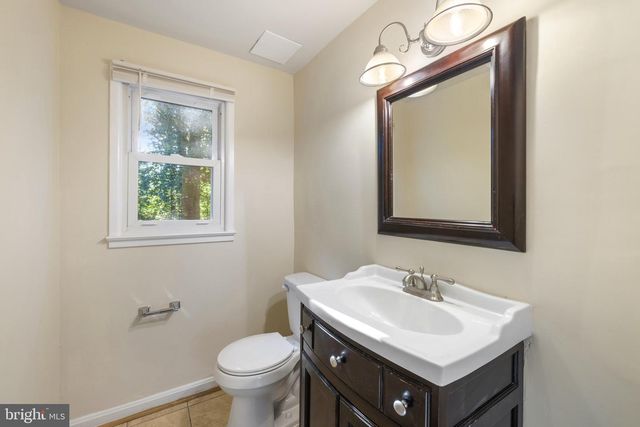 14309 FAIRMONT CT, Woodbridge, VA 22193