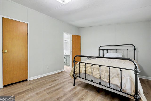 34 Combs Street, Locust Grove, GA 30248