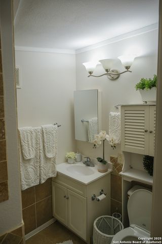 1249 W HERMOSA DR, San Antonio, TX 78201