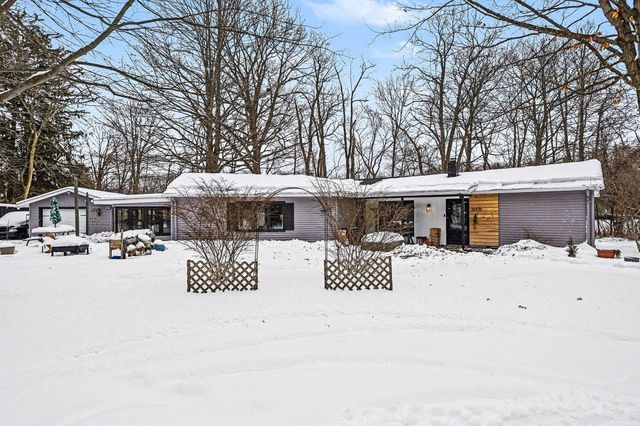 12435 Sandpiper Lane, Sawyer, MI 49125