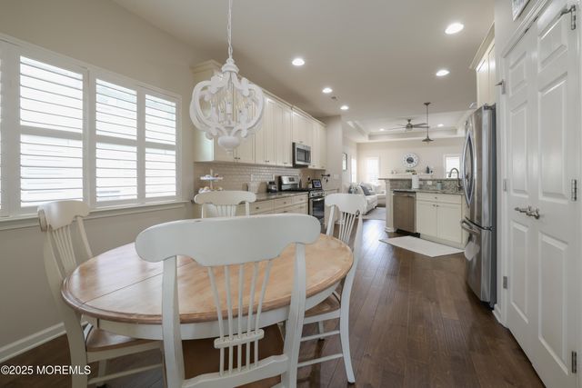 31 Garden Path, Barnegat, NJ 08005