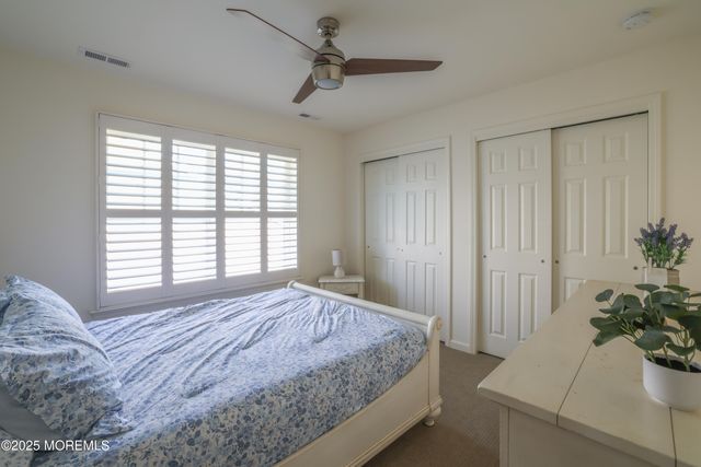 31 Garden Path, Barnegat, NJ 08005