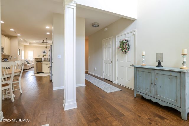 31 Garden Path, Barnegat, NJ 08005