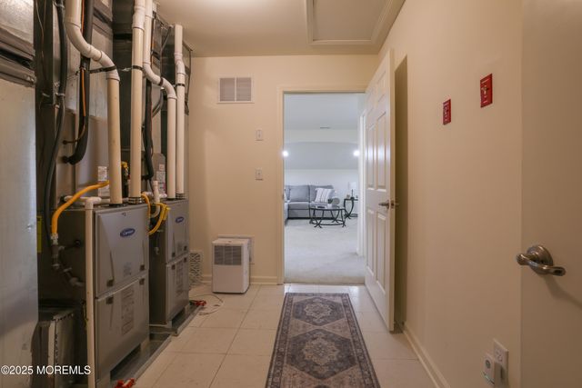 31 Garden Path, Barnegat, NJ 08005