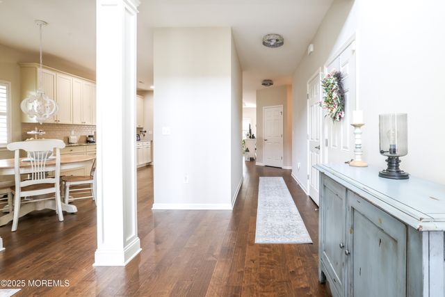 31 Garden Path, Barnegat, NJ 08005