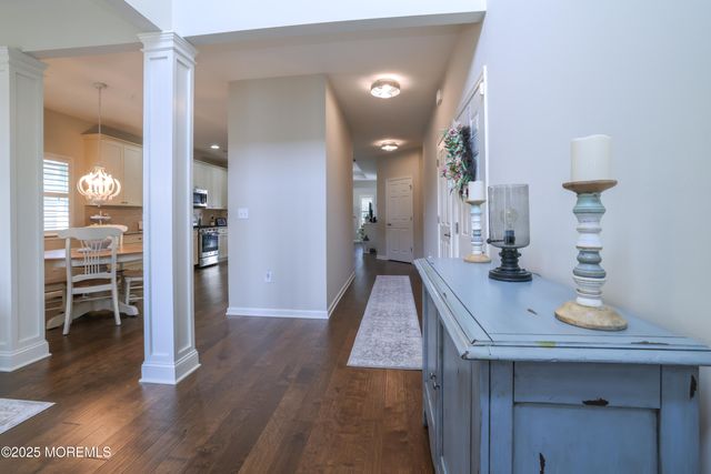 31 Garden Path, Barnegat, NJ 08005