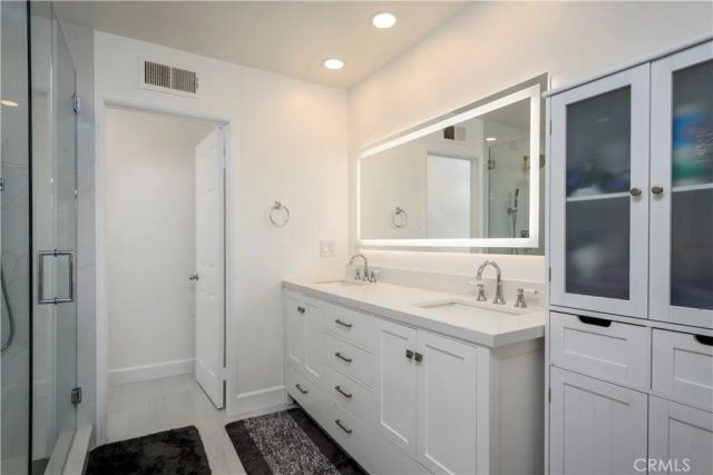 18 Via Florencia, Mission Viejo, CA 92692