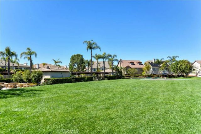 18 Via Florencia, Mission Viejo, CA 92692