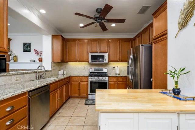 18 Via Florencia, Mission Viejo, CA 92692