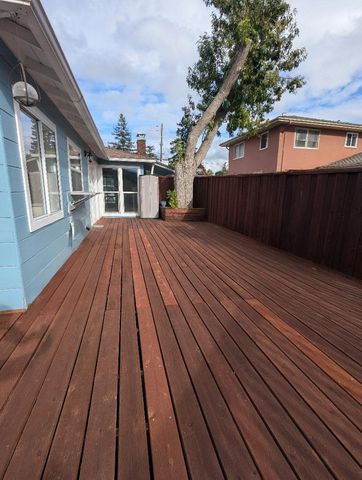 41 Inner Circle, Redwood City, CA 94062