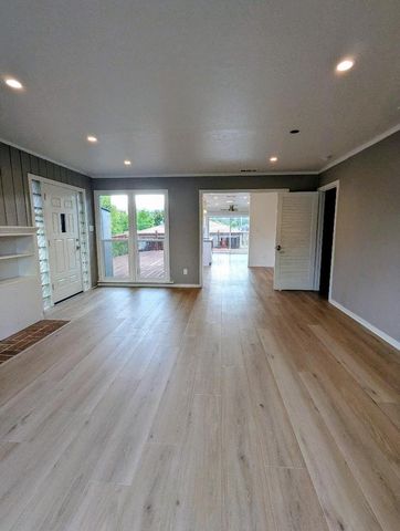 41 Inner Circle, Redwood City, CA 94062