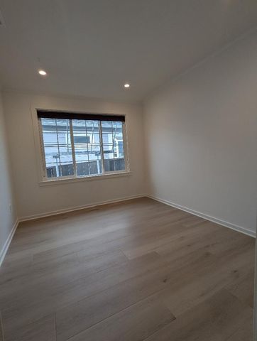 41 Inner Circle, Redwood City, CA 94062