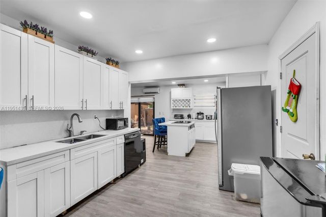 3320 NW 177th Ter, Miami Gardens, FL 33056