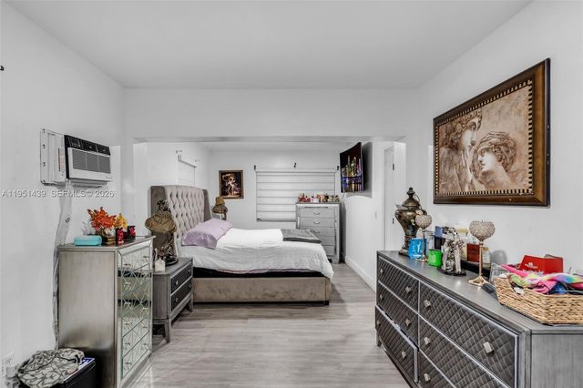 3320 NW 177th Ter, Miami Gardens, FL 33056