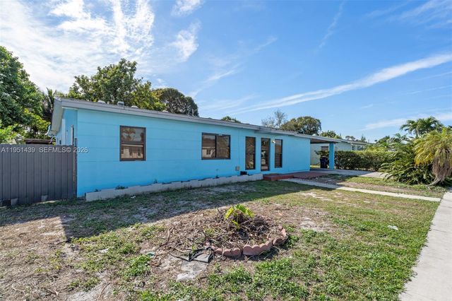 3320 NW 177th Ter, Miami Gardens, FL 33056