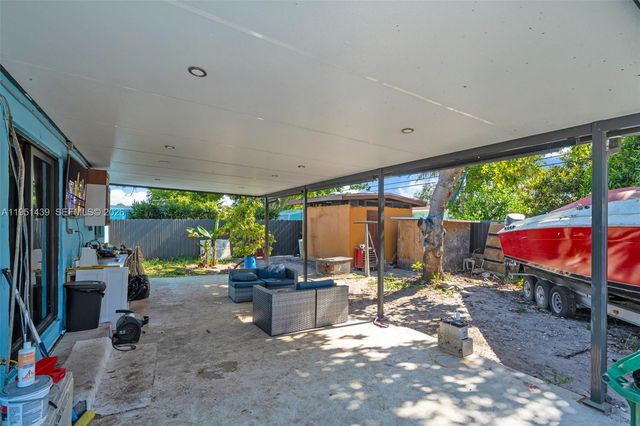 3320 NW 177th Ter, Miami Gardens, FL 33056