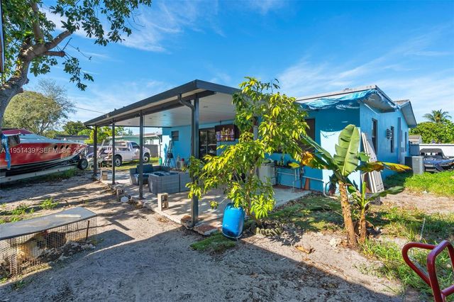 3320 NW 177th Ter, Miami Gardens, FL 33056