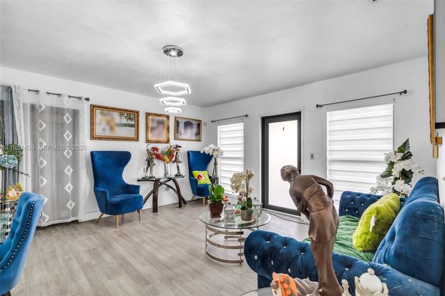 3320 NW 177th Ter, Miami Gardens, FL 33056