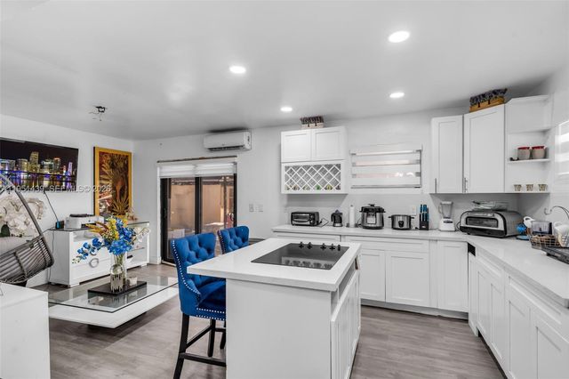 3320 NW 177th Ter, Miami Gardens, FL 33056