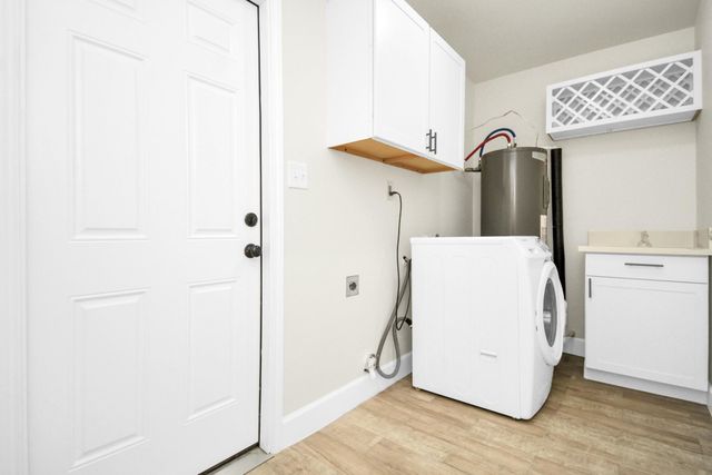 25409 Pebble Drive, Huffman, TX 77336