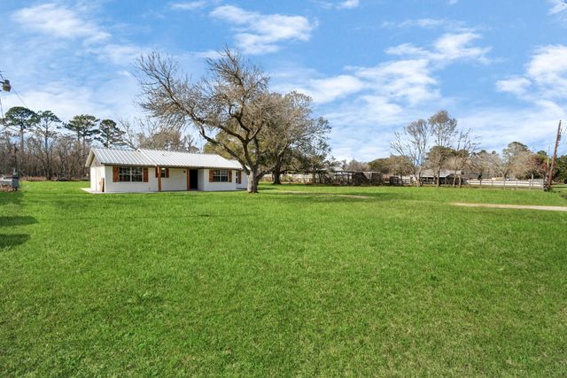 25409 Pebble Drive, Huffman, TX 77336