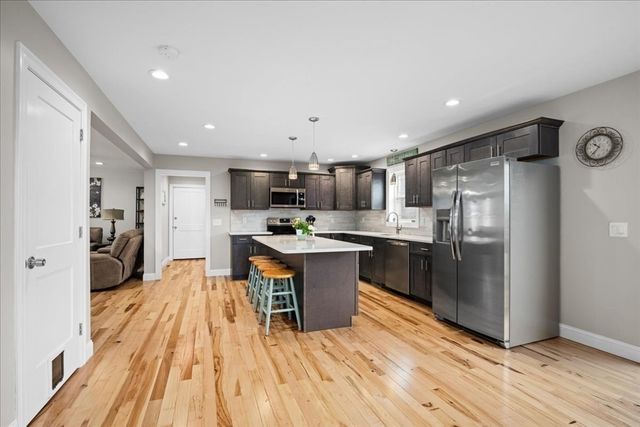 141 Thompson St, Palmer, MA 01069