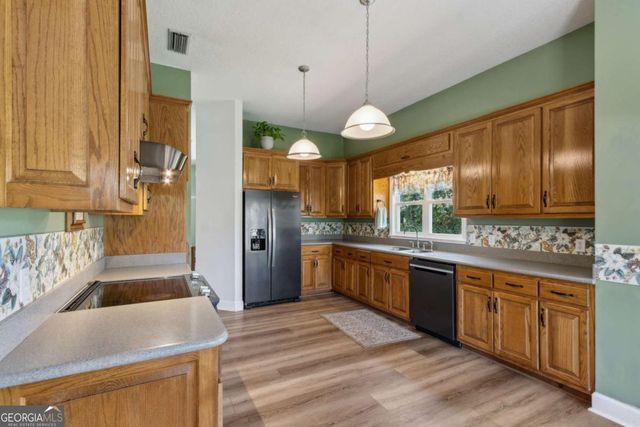 564 Cardinal Circle E, St. Marys, GA 31558