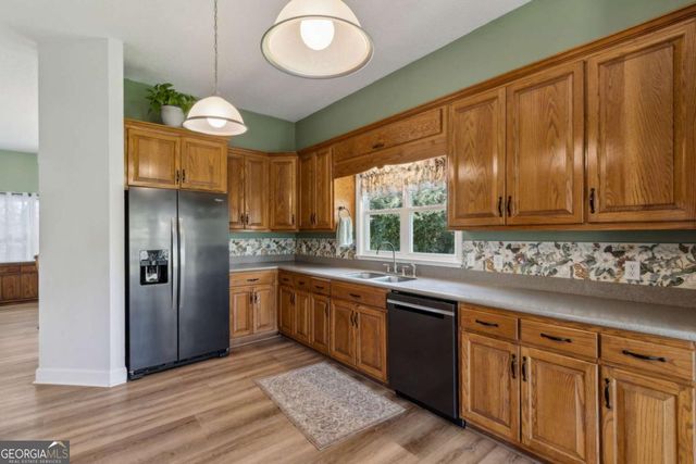 564 Cardinal Circle E, St. Marys, GA 31558