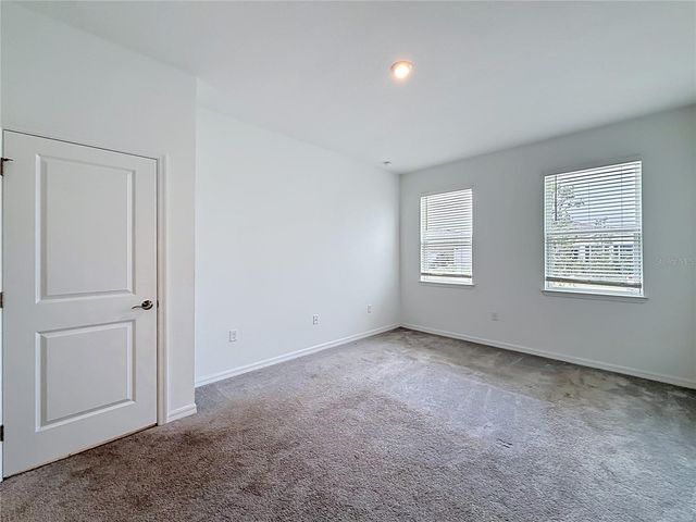 418 QUAYSIDE AVENUE, Mascotte, FL 34753