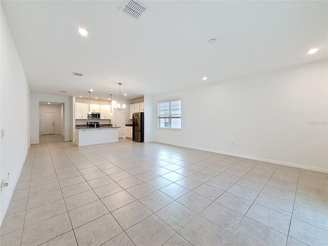 418 QUAYSIDE AVENUE, Mascotte, FL 34753