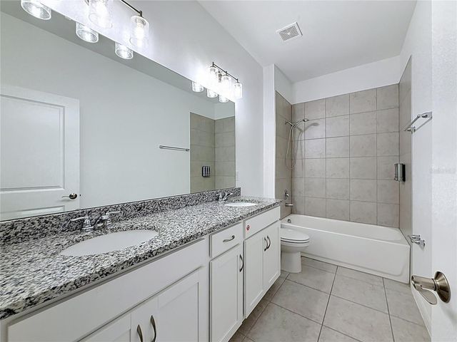418 QUAYSIDE AVENUE, Mascotte, FL 34753