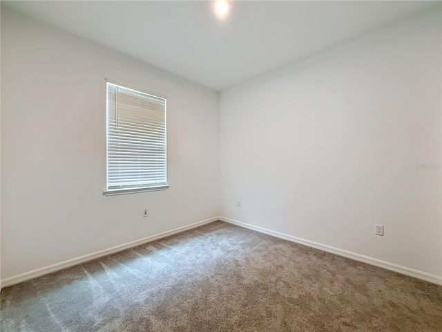 418 QUAYSIDE AVENUE, Mascotte, FL 34753