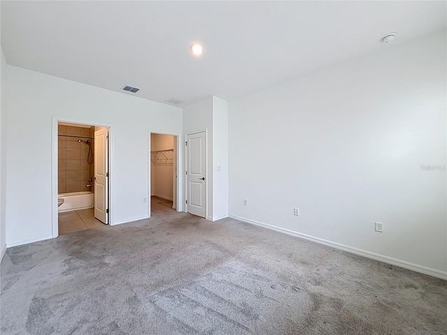 418 QUAYSIDE AVENUE, Mascotte, FL 34753