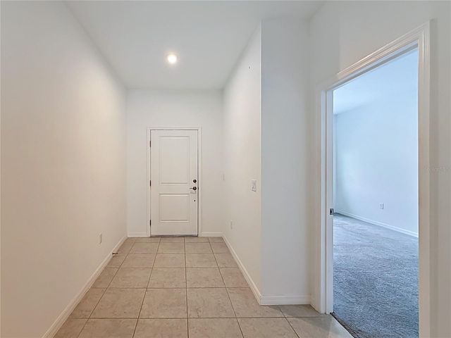 418 QUAYSIDE AVENUE, Mascotte, FL 34753