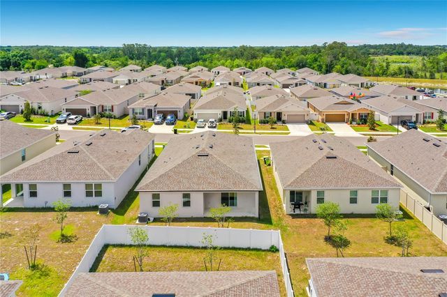 418 QUAYSIDE AVENUE, Mascotte, FL 34753