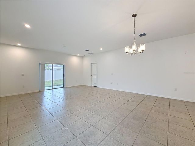 418 QUAYSIDE AVENUE, Mascotte, FL 34753