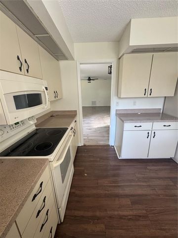 6812 ARBOR OAKS DRIVE, Bradenton, FL 34209