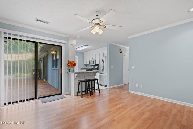 580 Boundaryline Drive, Calabash, NC 28467