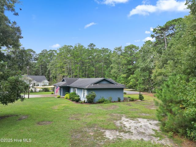 580 Boundaryline Drive, Calabash, NC 28467