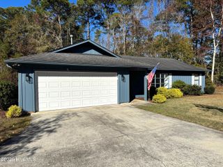580 Boundaryline Drive, Calabash, NC 28467