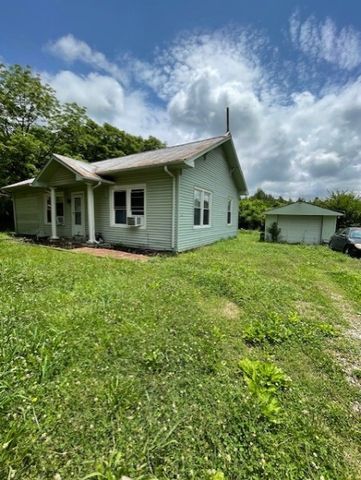 2034 Tennessee St, Westpoint, TN 38486
