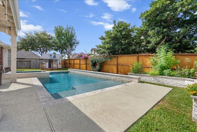 513 Ivory Stone Lane, League City, TX 77573