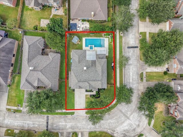 513 Ivory Stone Lane, League City, TX 77573