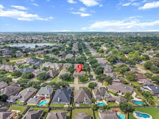 513 Ivory Stone Lane, League City, TX 77573