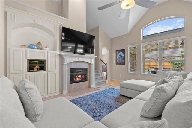 513 Ivory Stone Lane, League City, TX 77573
