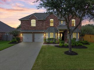 513 Ivory Stone Lane, League City, TX 77573