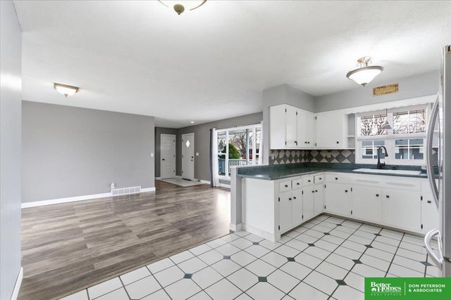 2030 E 2nd Street, Fremont, NE 68025