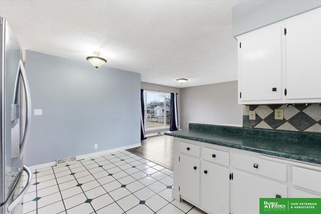 2030 E 2nd Street, Fremont, NE 68025